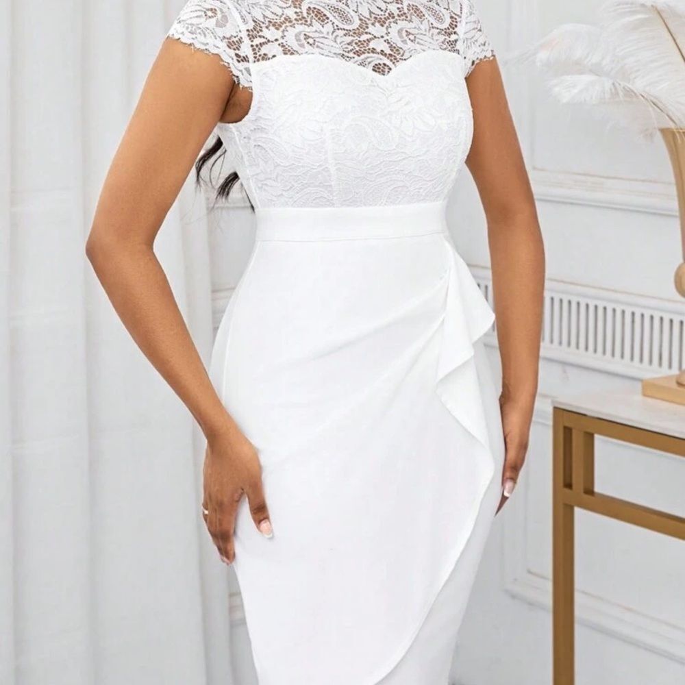 A Girl Thing White Sheath Midi Dress with Sweetheart Neckline